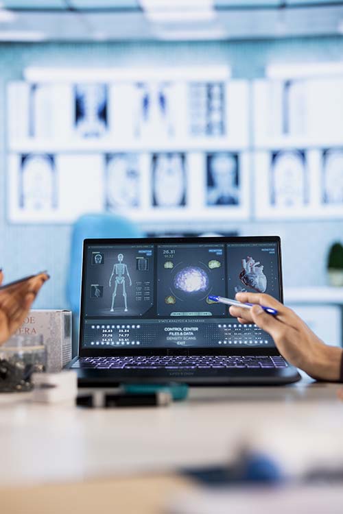 Startseite 4 Internist Bernhard Scheja über die Bedeutung der Ultraschalluntersuchung