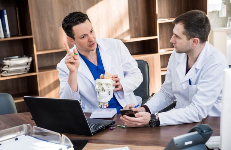 Dr. med. Bernhard Scheja: Kompetente Beratung in der Allgemeinen Inneren Medizin 2 Dr. med. Bernhard Scheja: Kompetente Beratung in der Allgemeinen Inneren Medizin